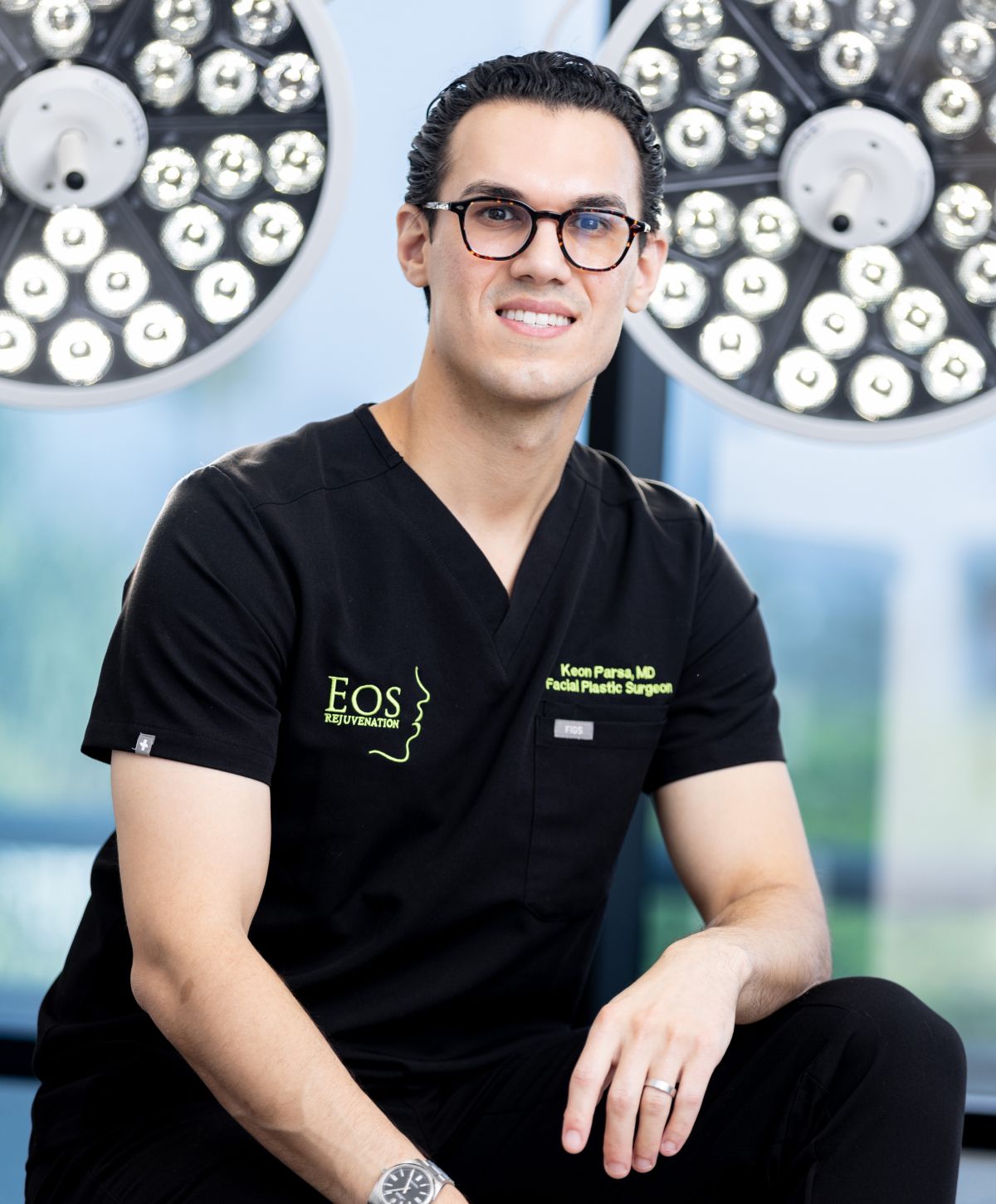 buccal fat removal surgeon, Dr. Parsa