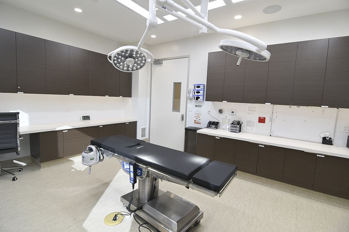 Modern surgical room with equipment and lighting